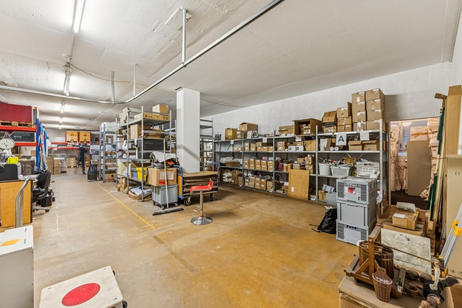 399m² commercial, photo 3 sur 6