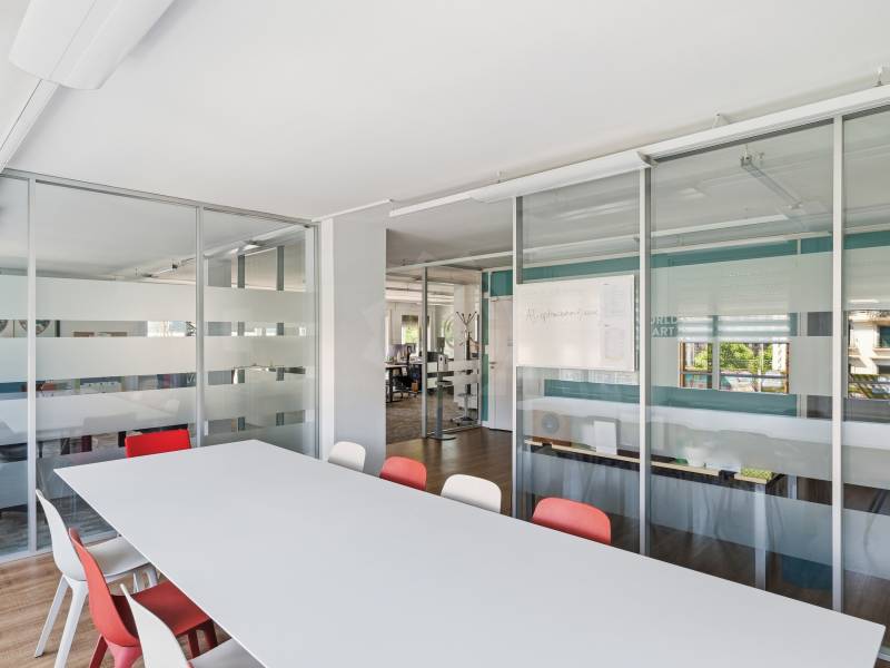 360m² office, photo 3 sur 10
