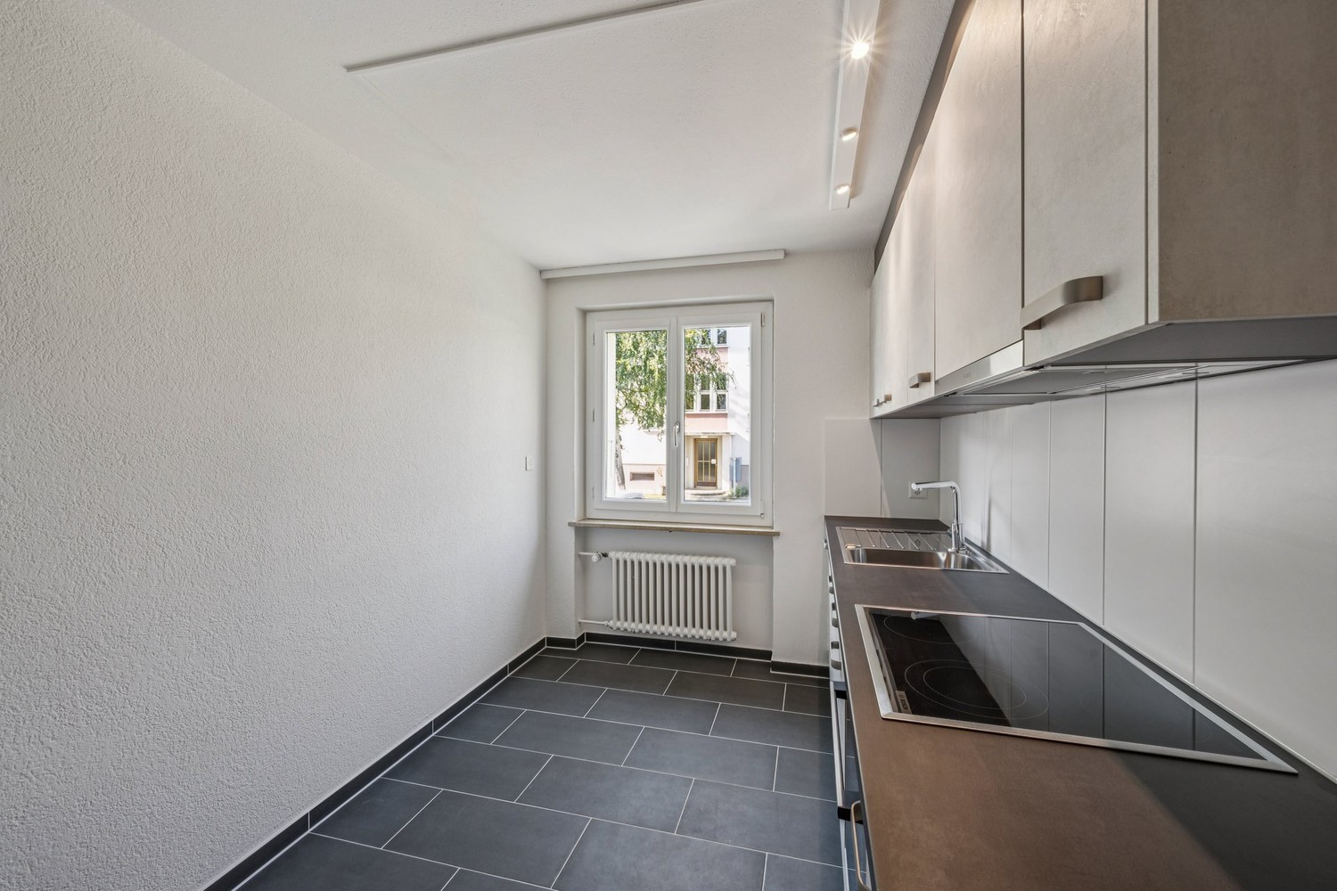 Appartement de 4 pièces, photo 1 sur 8