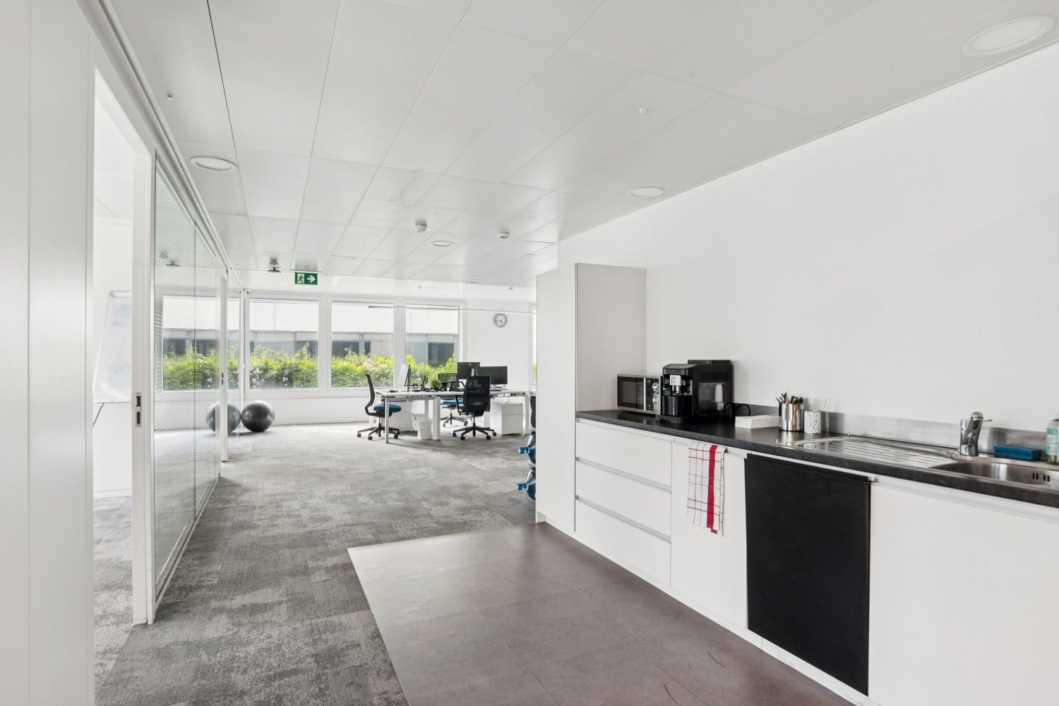 266m² office, photo 5 sur 9