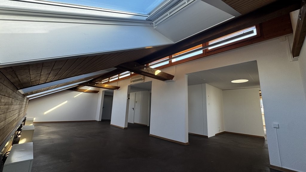 149m² bureau, photo 3 sur 10