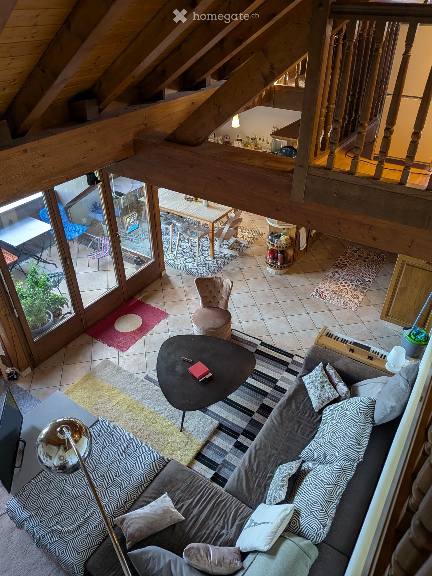 6 rooms apartment
