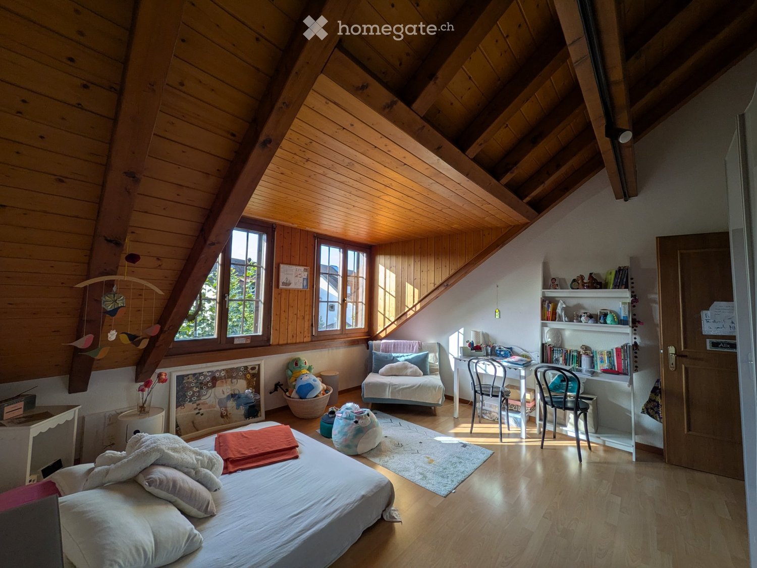 6 rooms apartment