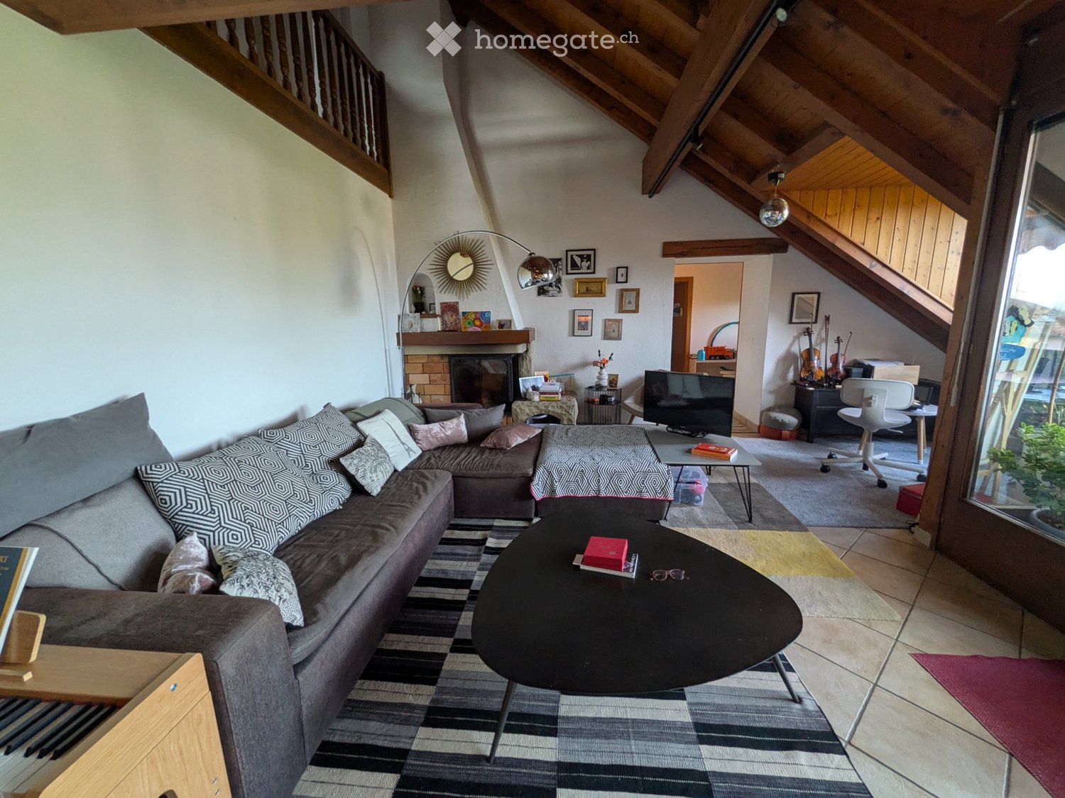 6 rooms apartment