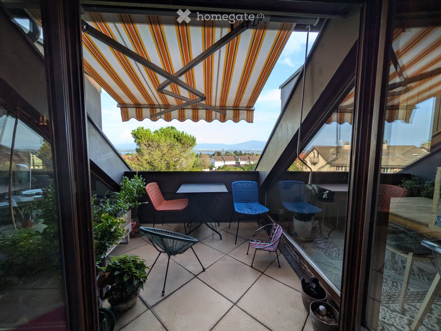 6 rooms apartment