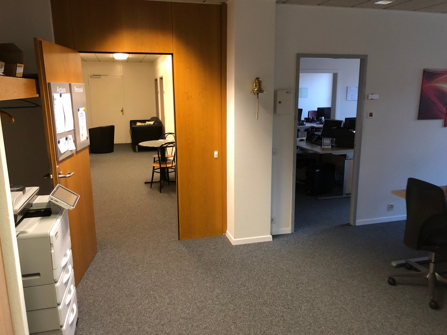 220m² office, photo 2 sur 7