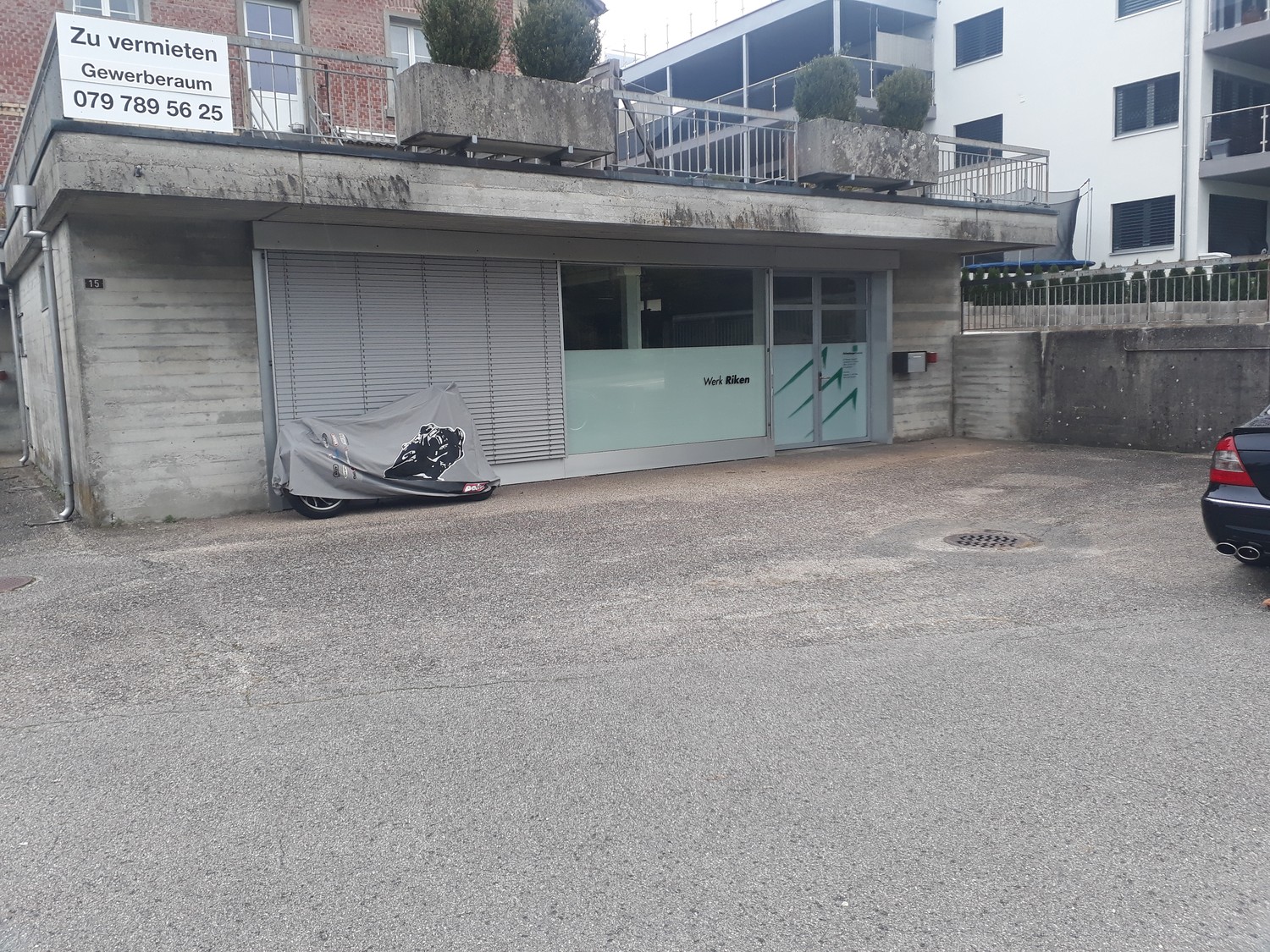 60-60m² commercial, photo 1 sur 8