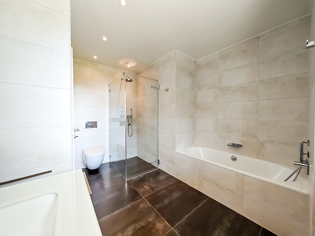 7 ½ rooms apartment, photo 9 sur 10