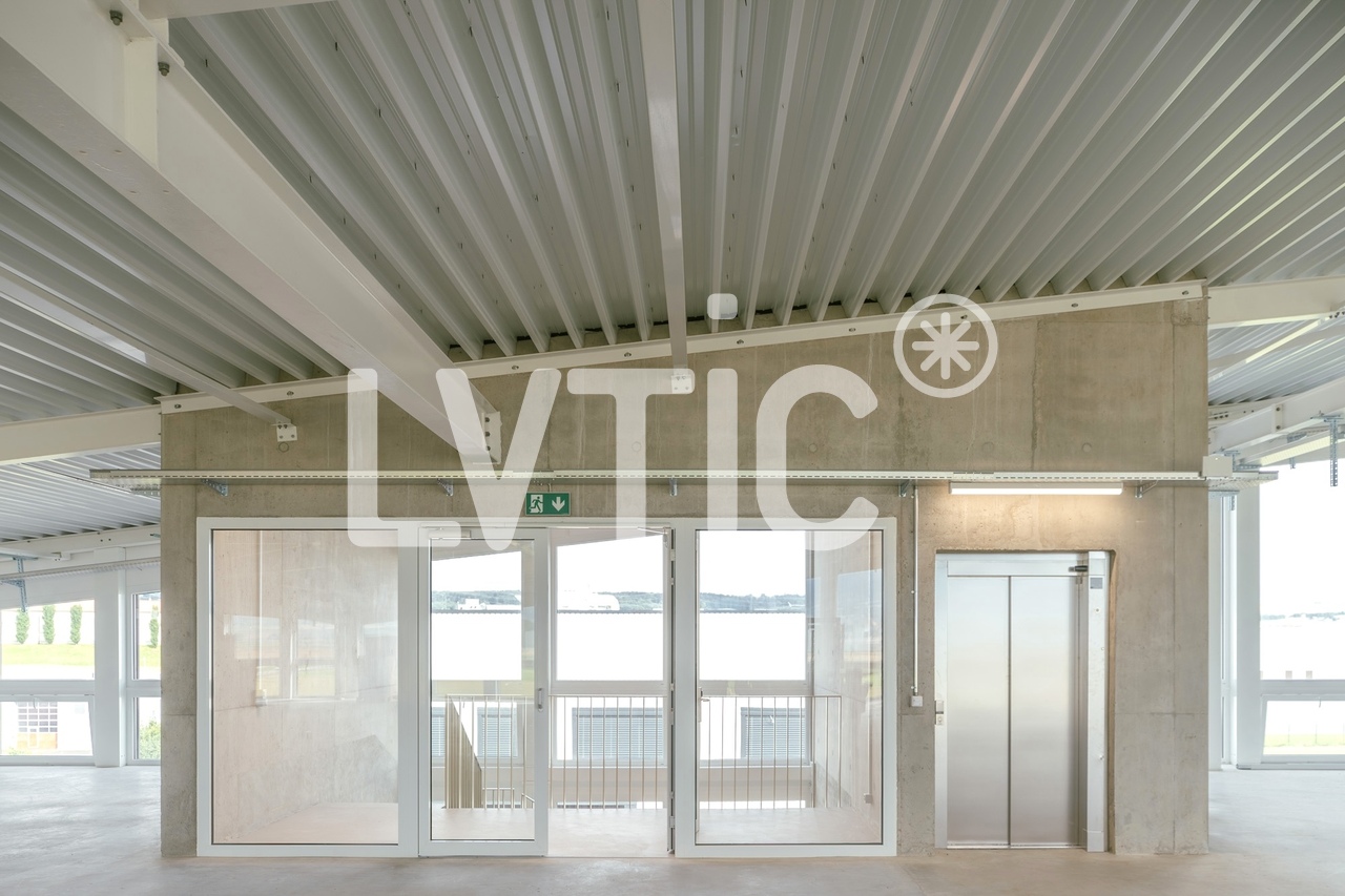600m² atelier