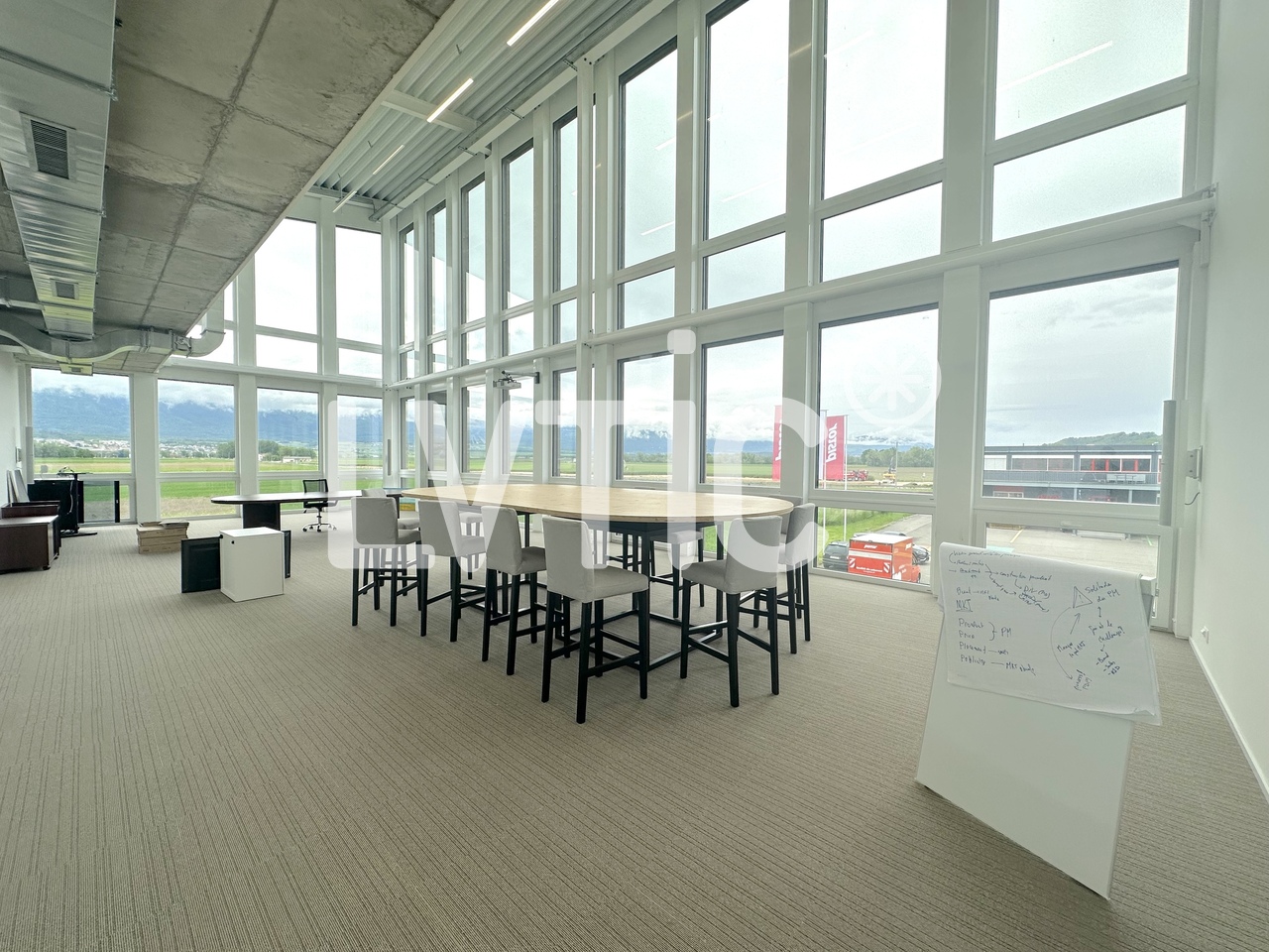 600m² atelier