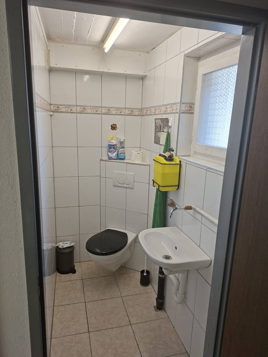 150m² commercial