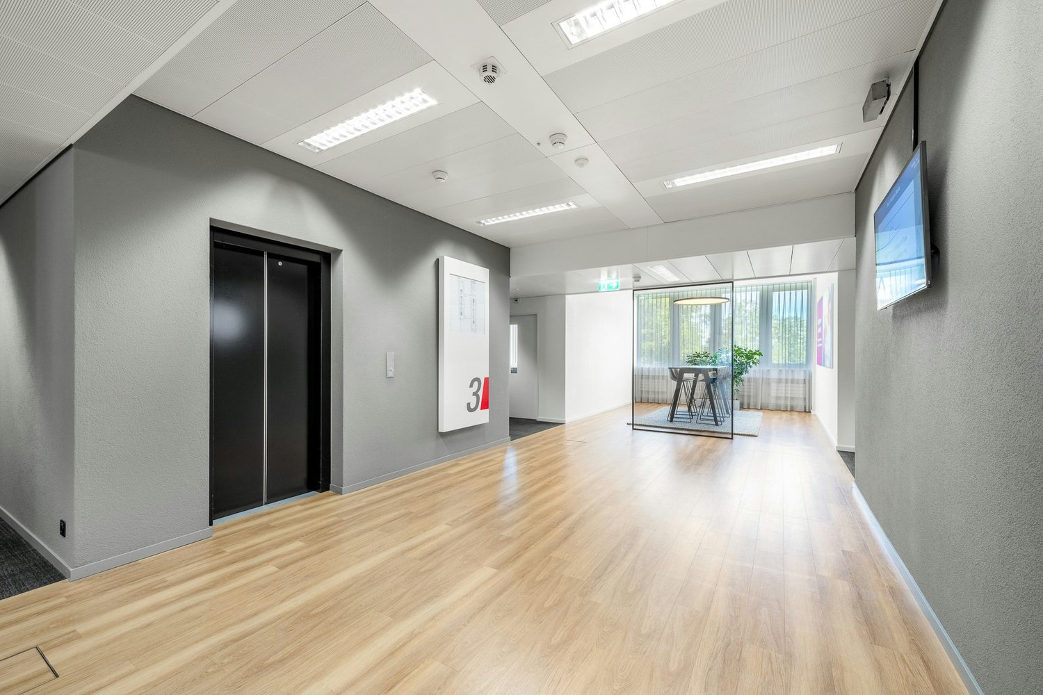 110m² bureau, photo 2 sur 10
