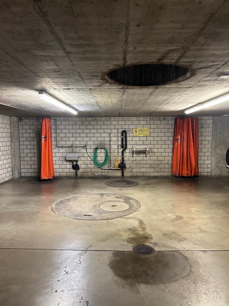 Place de parc souterrain