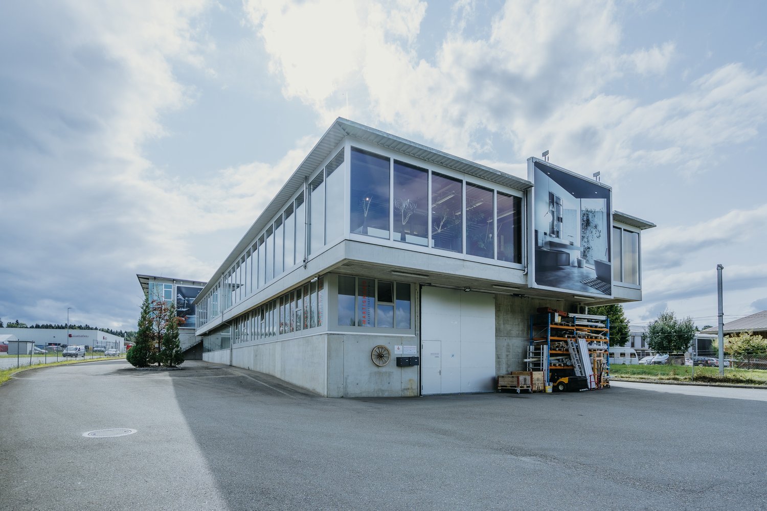 Objet industriel de 2850m², photo 1 sur 10