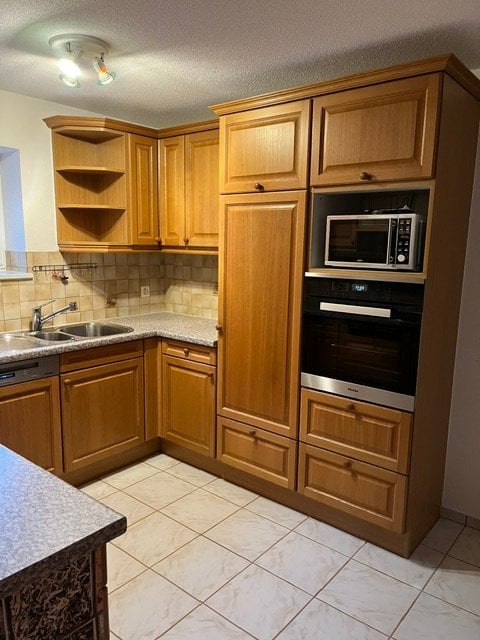 6 rooms single house