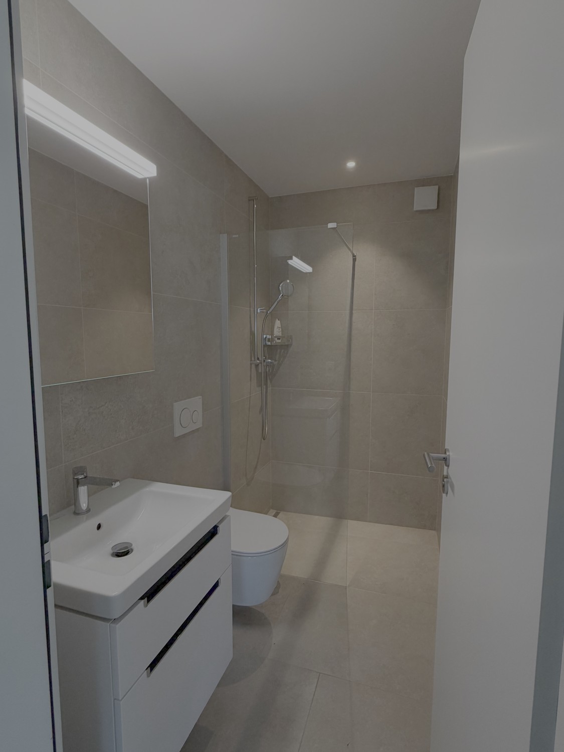 1800m² commercial, photo 6 sur 8