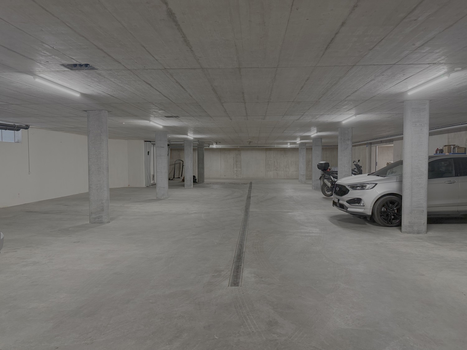 1800m² commercial, photo 7 sur 8