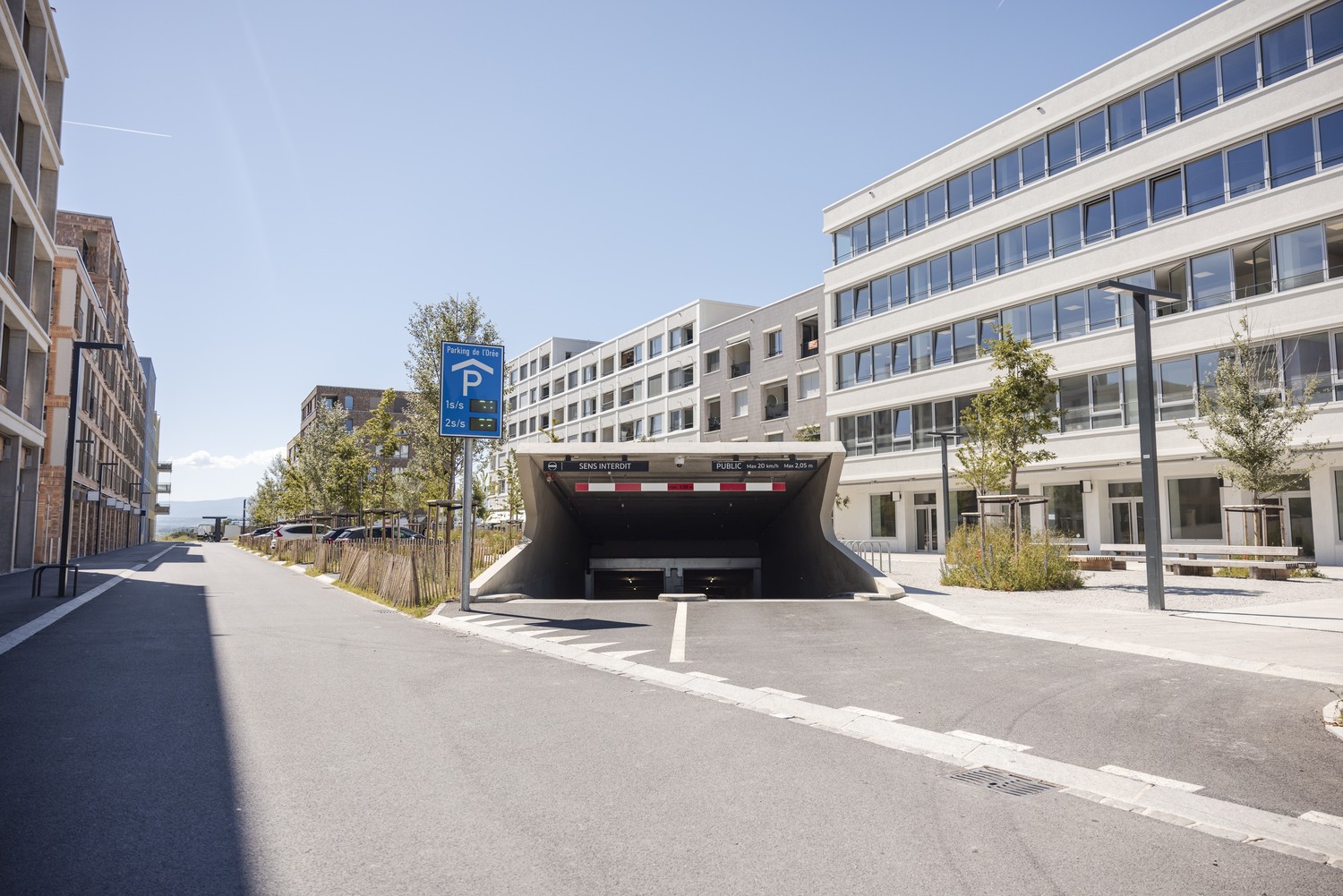 153m² office
