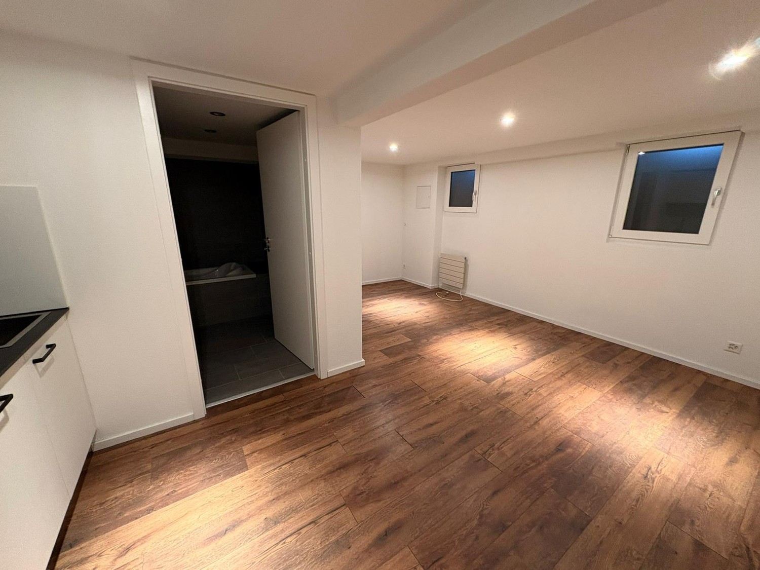 40-40m² commercial, photo 1 sur 4