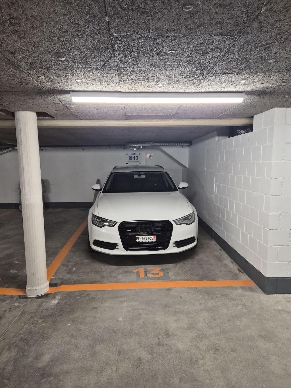 Place de parc en garage couvert