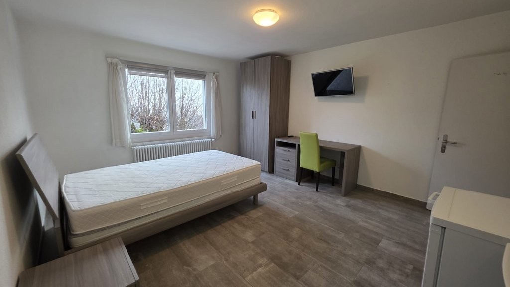 1 room single room