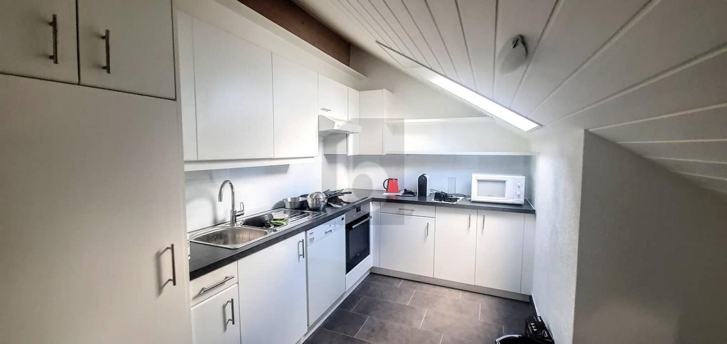 4 rooms attic flat