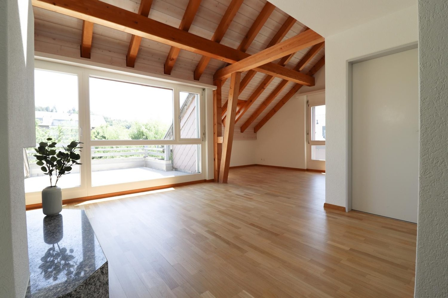 Appartement en attique de 2 ½ pièces, photo 3 sur 10