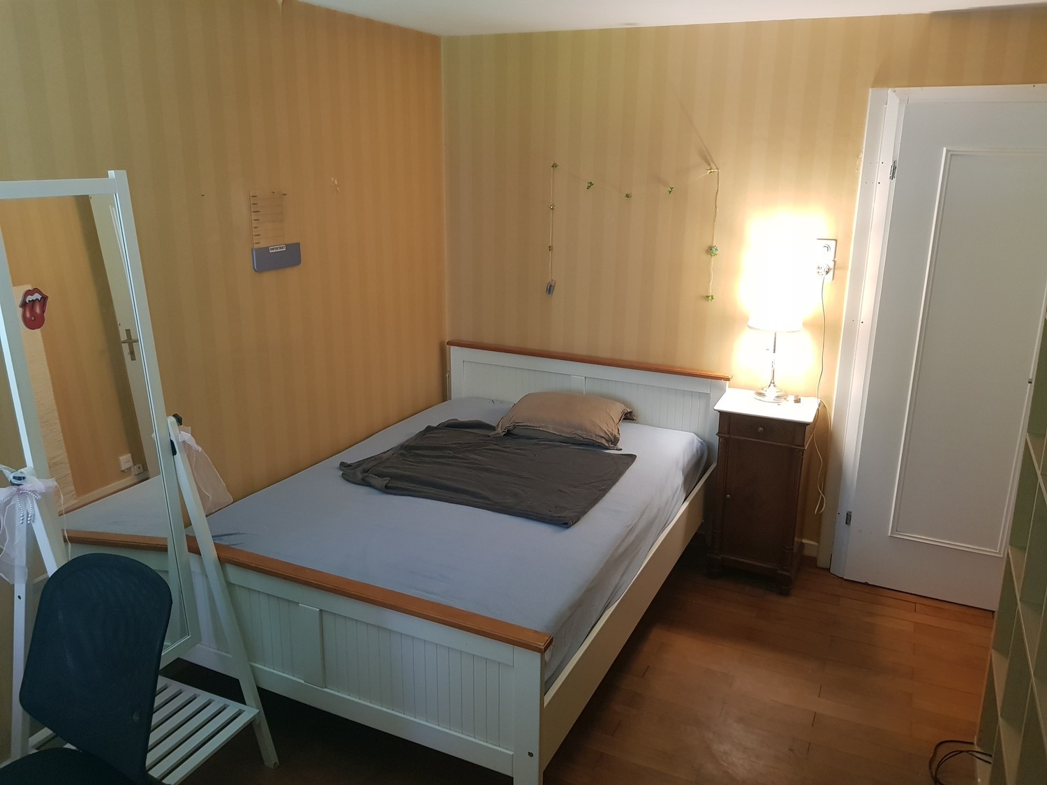 Stanza in un appartamento condiviso