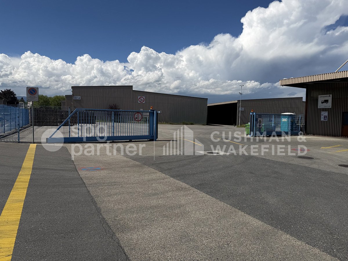 4500m² commercial