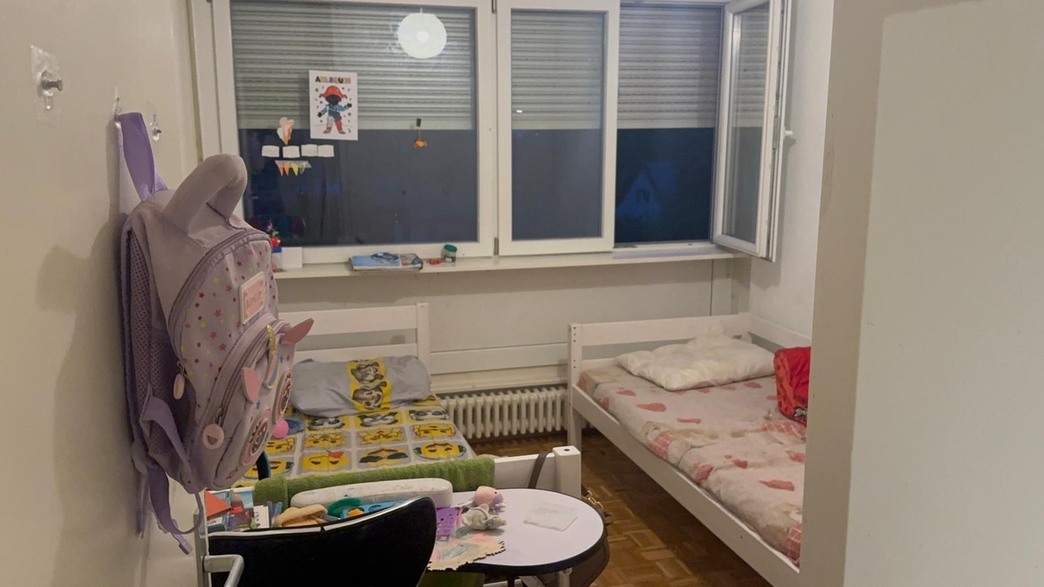 Appartement de 6 pièces

Frais d'agence 1000 CHF, photo 5 sur 10