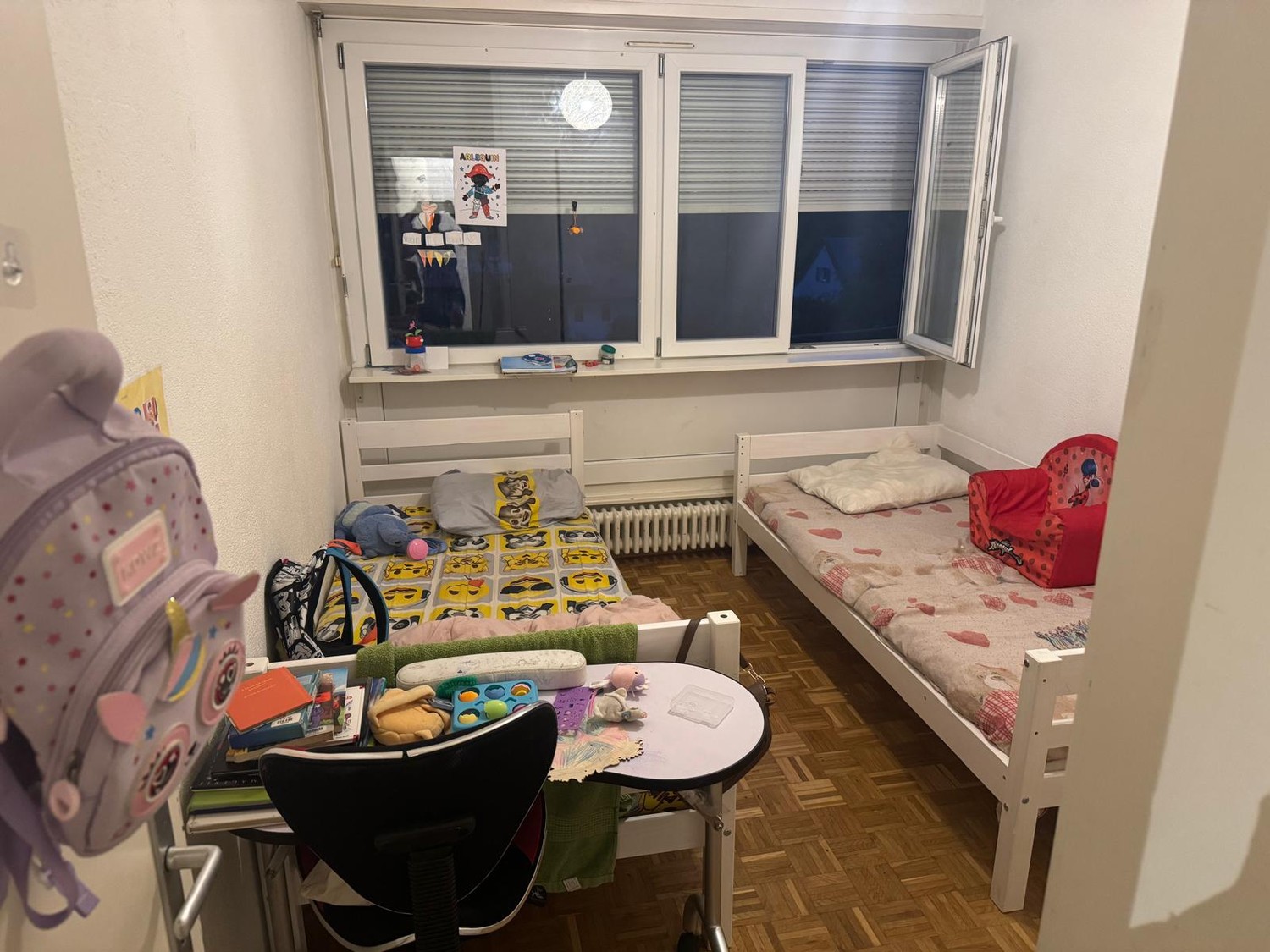 Appartement de 6 pièces

Frais d'agence 1000 CHF, photo 7 sur 10