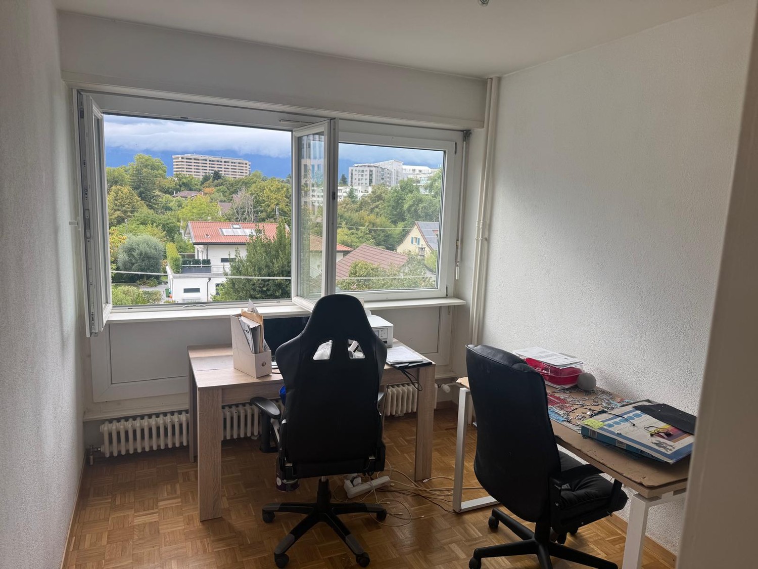 Appartement de 6 pièces

Frais d'agence 1000 CHF, photo 6 sur 10
