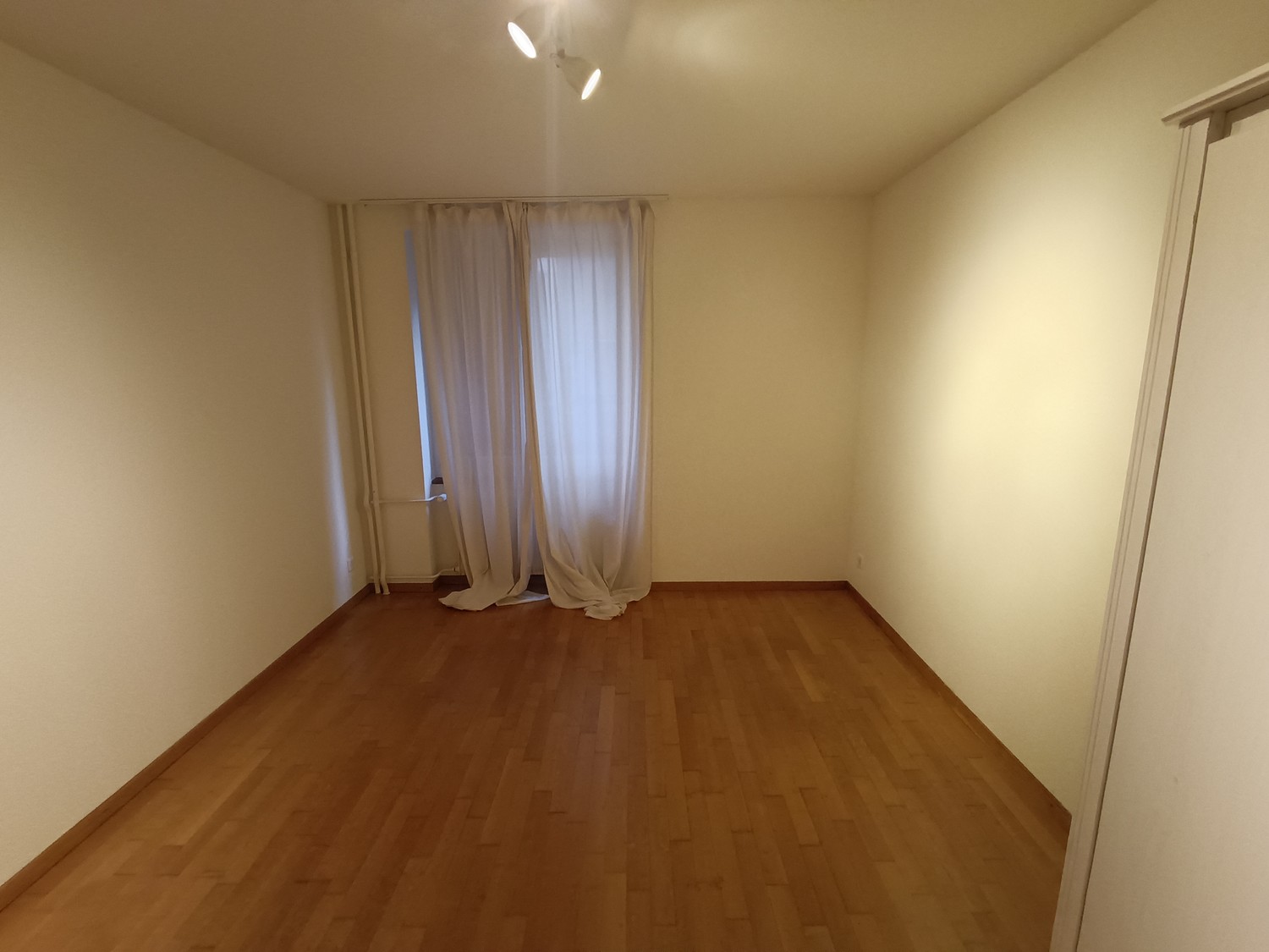 Chambre en colocation, photo 3 sur 8