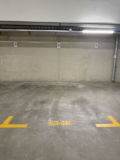 Place de parc souterrain