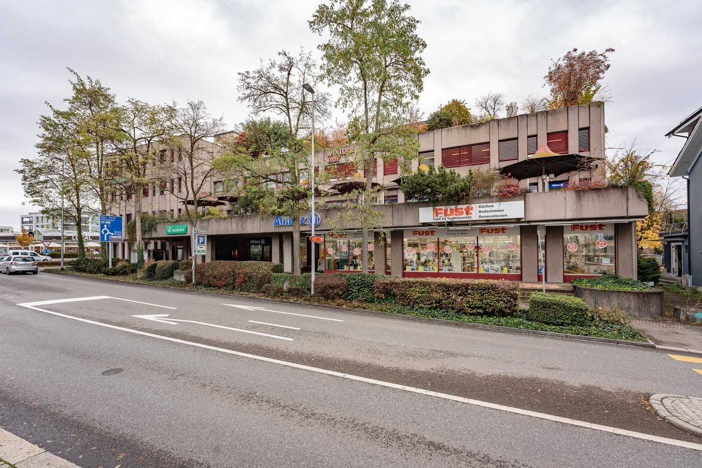 24m² commercial, photo 1 sur 2