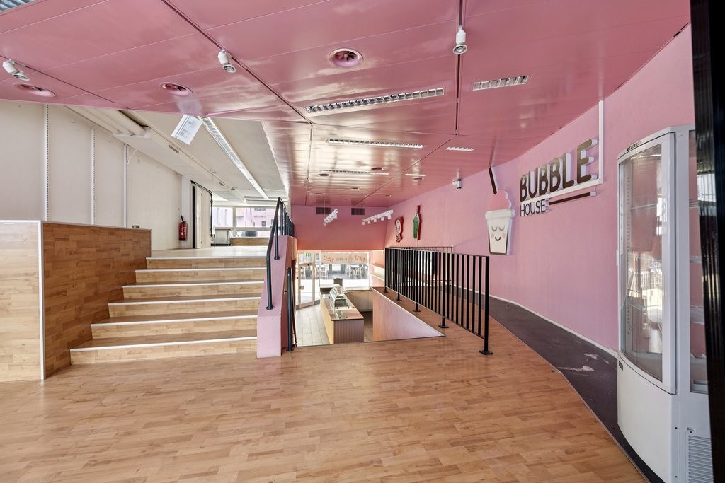 180m² shop, photo 4 sur 6