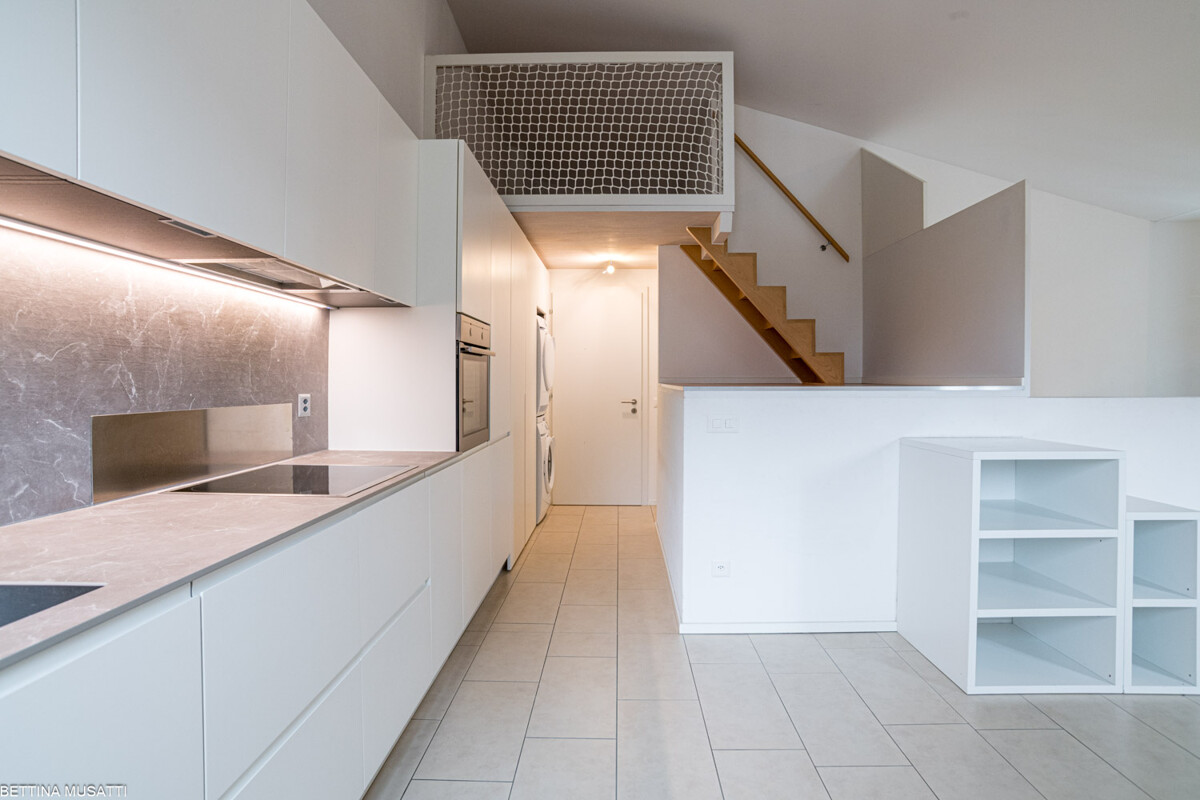 Appartement en attique de 3 ½ pièces, photo 2 sur 10