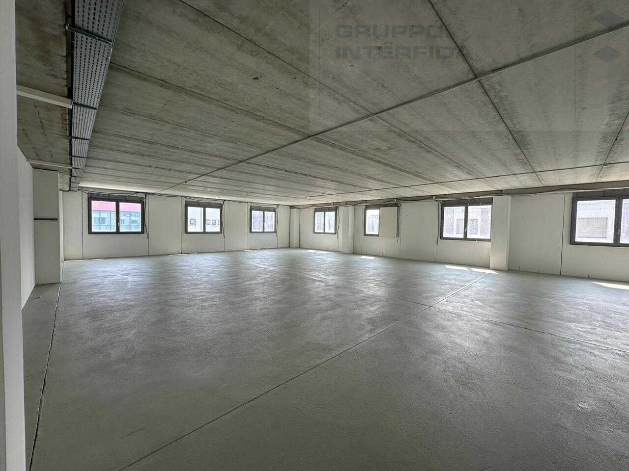 223m² bureau