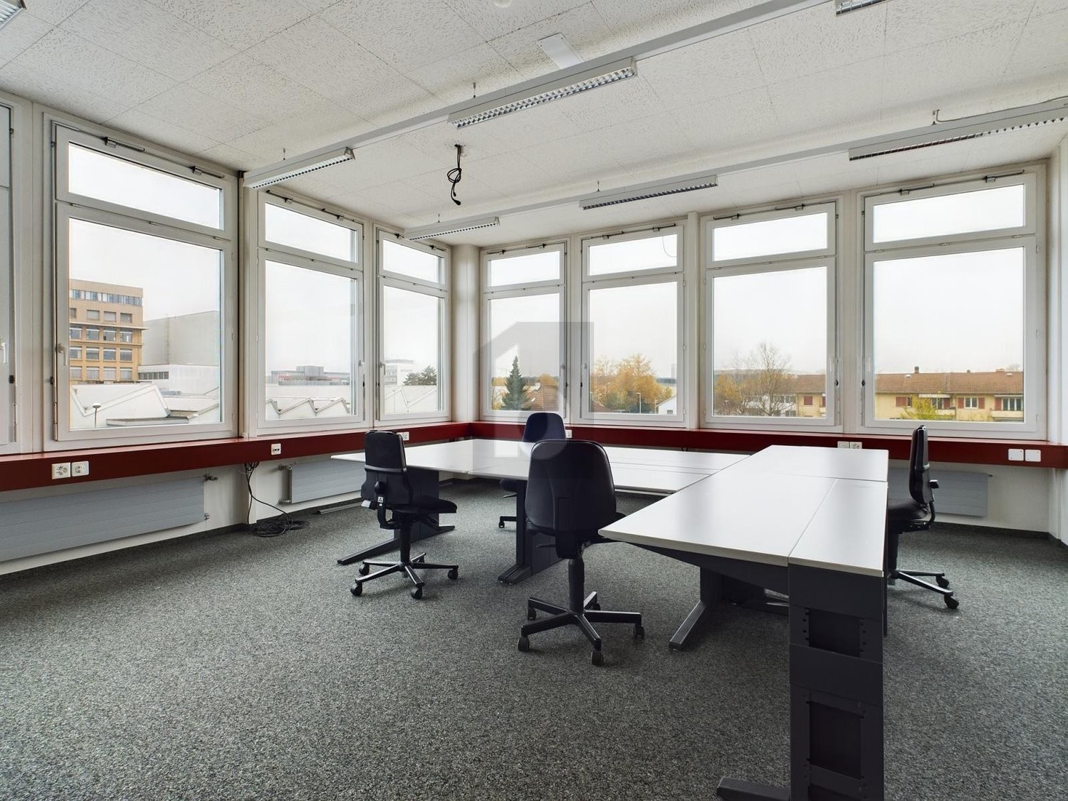 Bureau de 900m², photo 4 sur 4