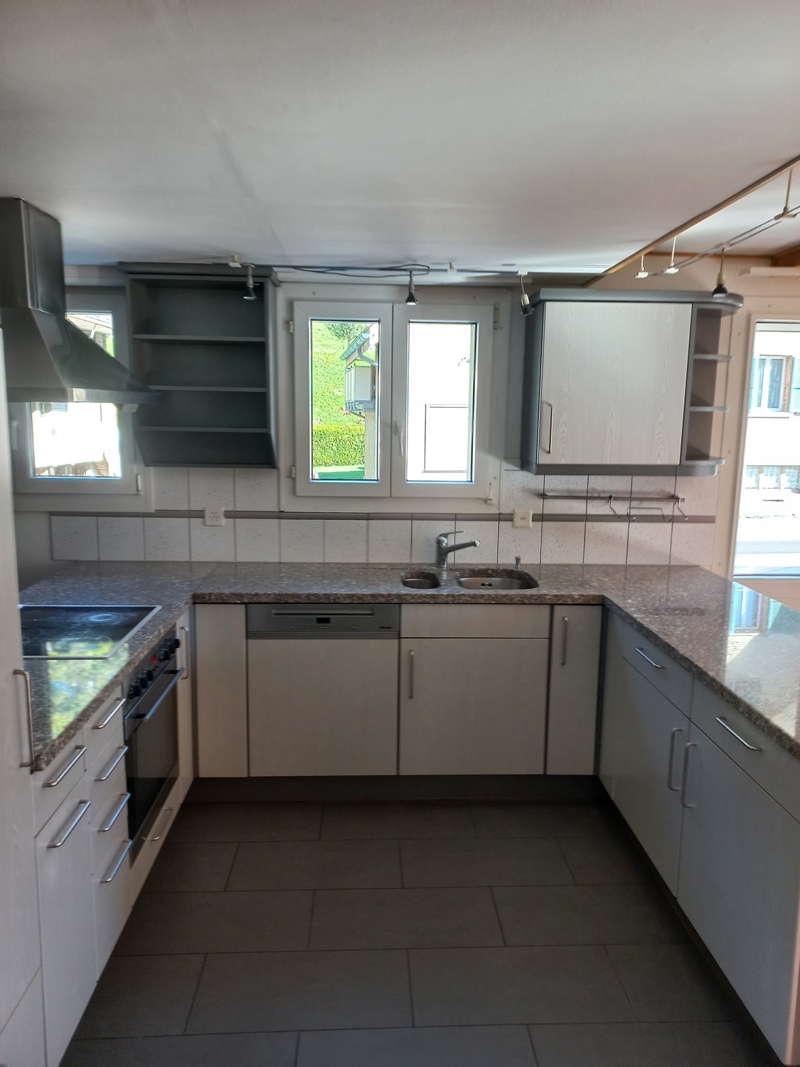 Appartement de 6 pièces et demie, photo 2 sur 9