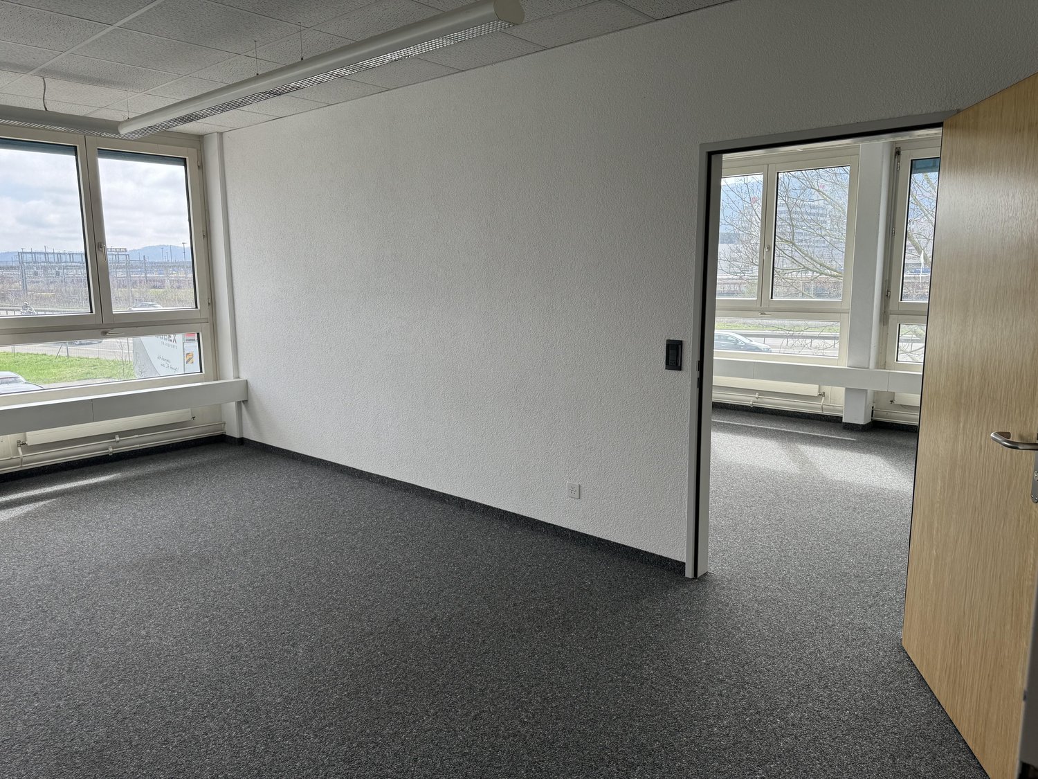 Bureau de 150m², photo 4 sur 6