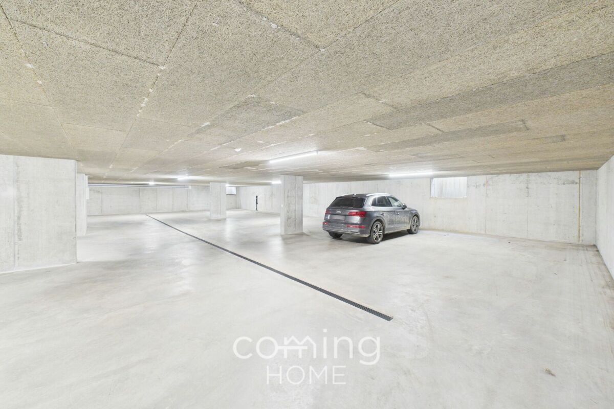 455m² d'espace ouvert, photo 1 sur 10