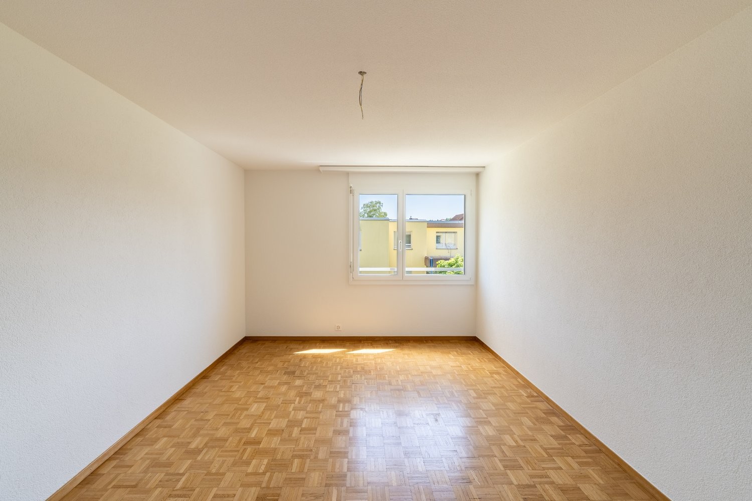 5 rooms attic flat