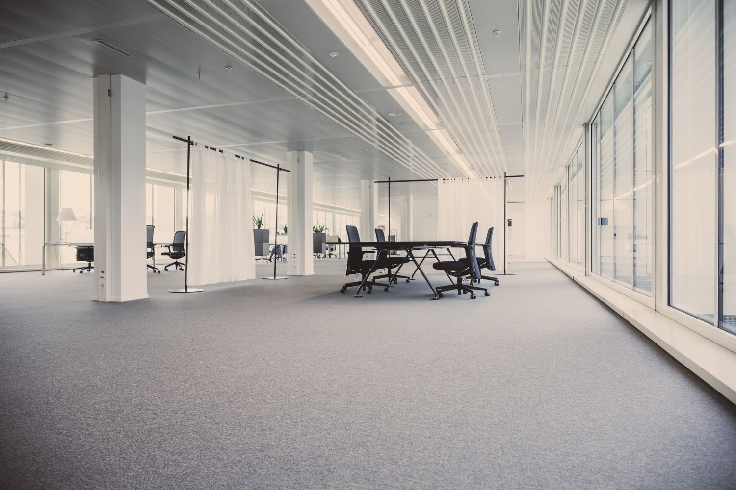 962m² bureau