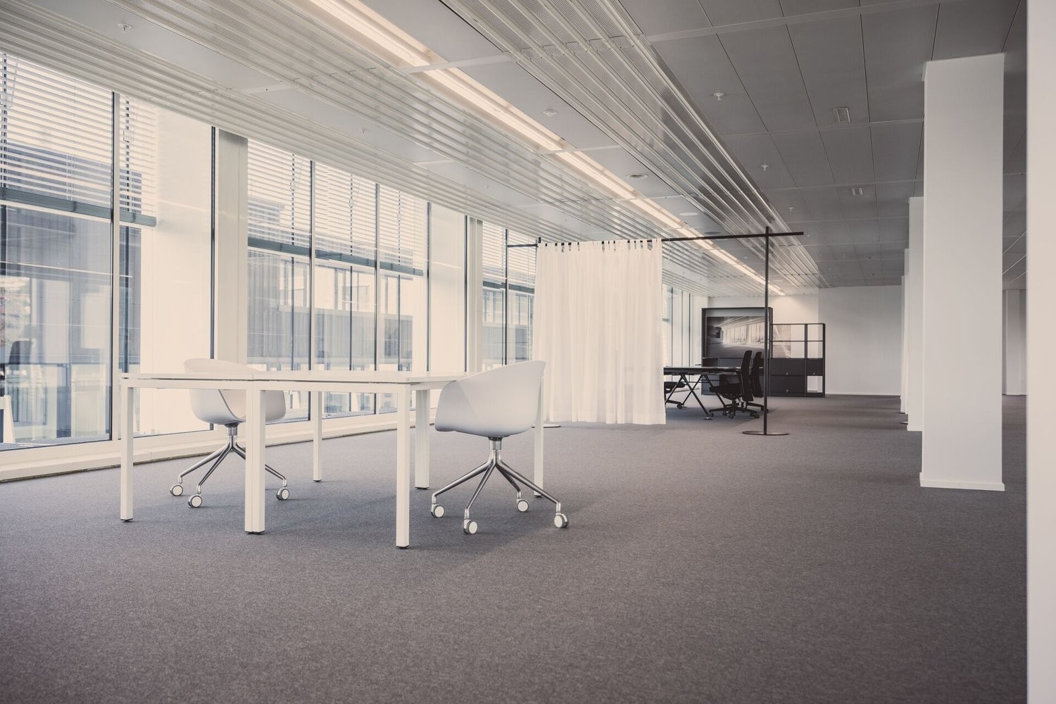 962m² bureau