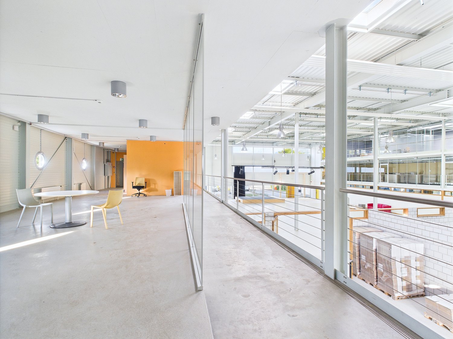 objet industriel de 144m²