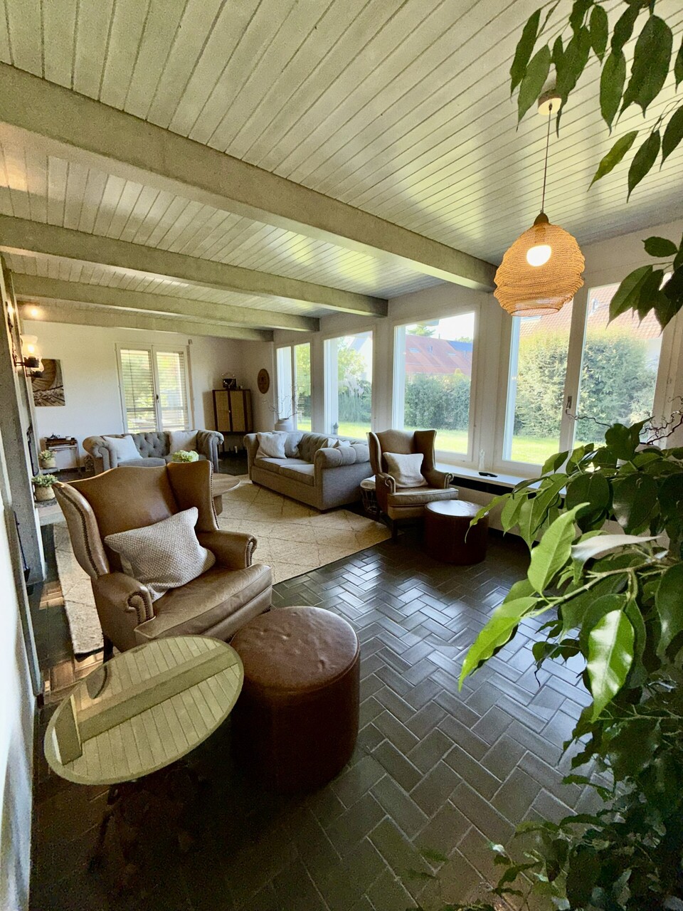 8 rooms villa
