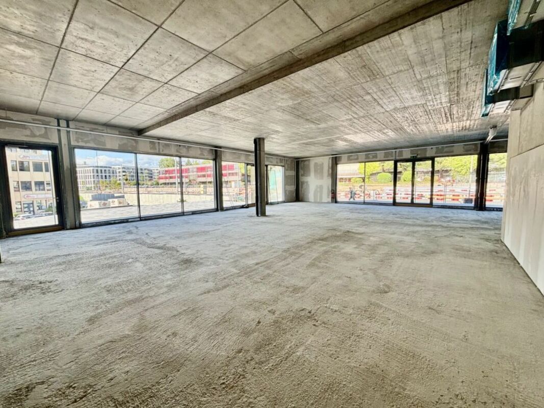 257m² workshop, photo 5 sur 7