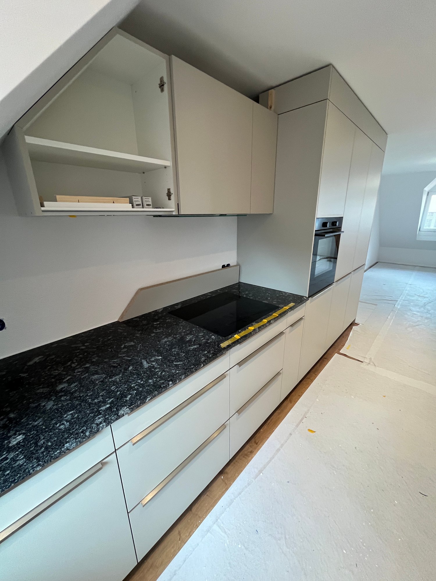 Appartement de 4 pièces sous les combles, photo 2 sur 5