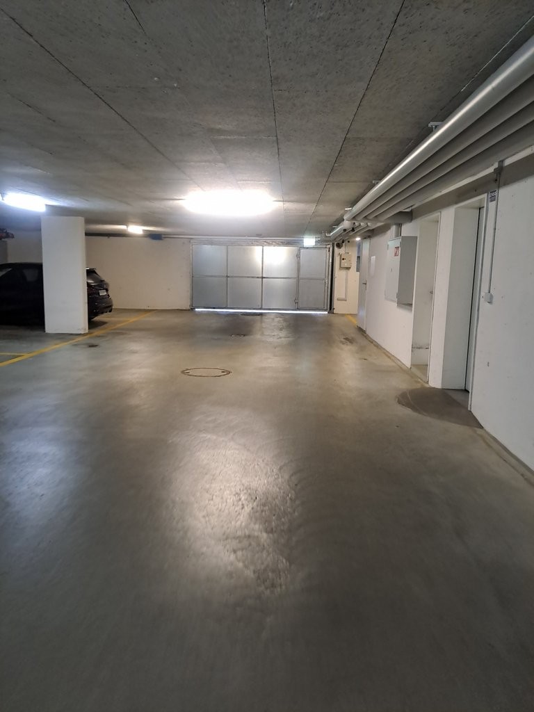 Emplacement de parking souterrain